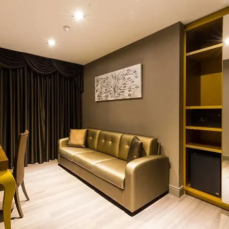 Sant Jordi Boutique 5*